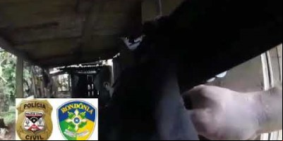 Polícias de Nova Brasilândia divulgam vídeo que mostra o momento da prisão de...