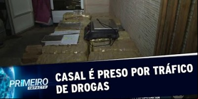 VÍDEO - Casal é preso em casa por tráfico de drogas em São Paulo | Primeiro Impacto...